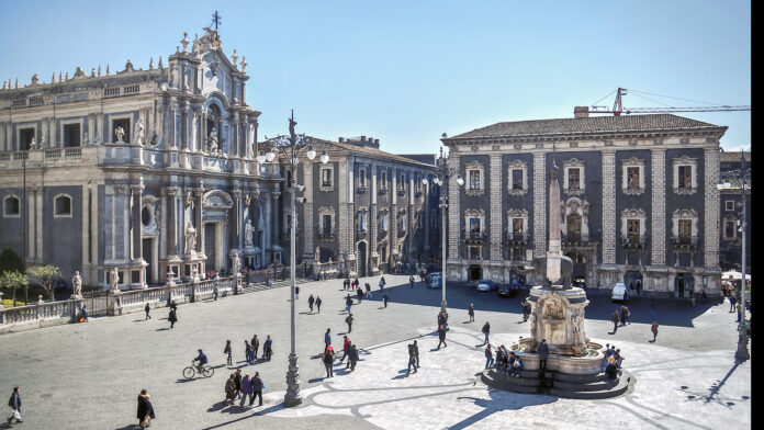 Piazza_Duomo_Catania