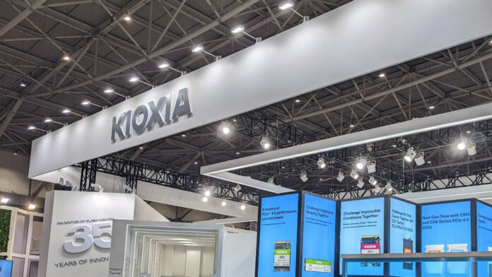 kioxia-crop