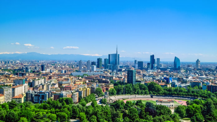 Milan_skyline_skyscrapers_of_Porta_Nuova_business_district